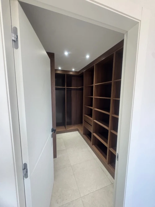 Location Appartement F4 Alger Hydra