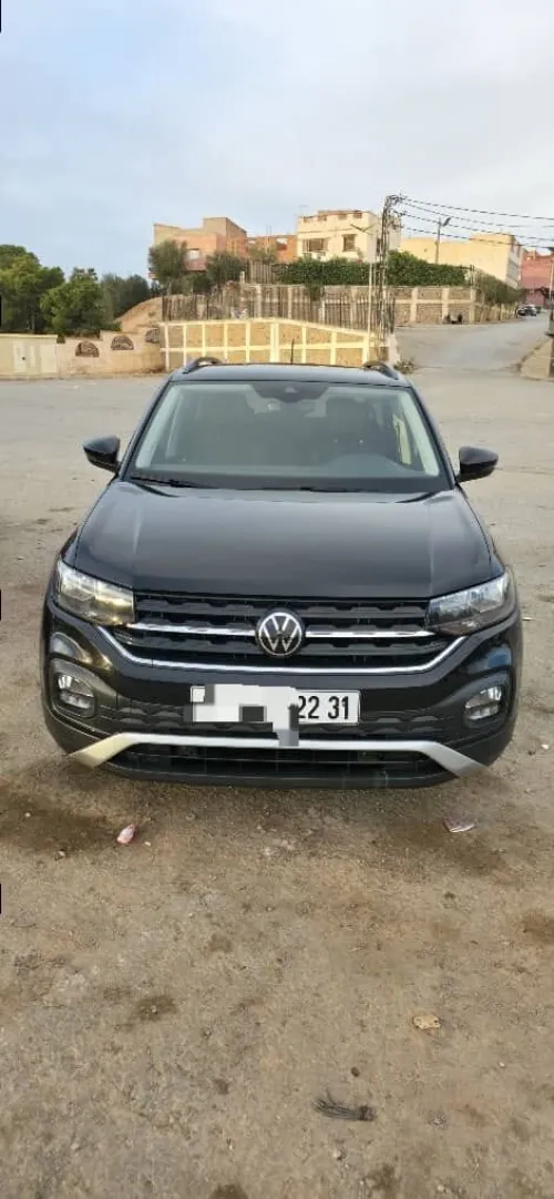Volkswagen T crosse 2022 00 retouche