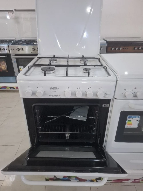 Cuisinière Arthur Martin blanche Gaz gaz