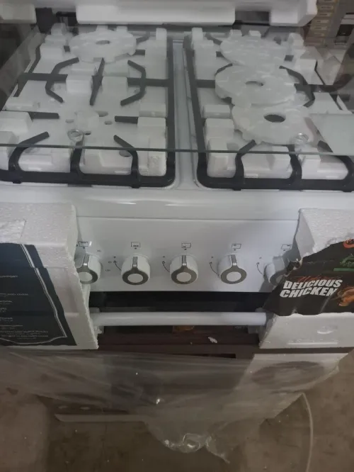 Cuisinière 4 feux blanche gaz electrique