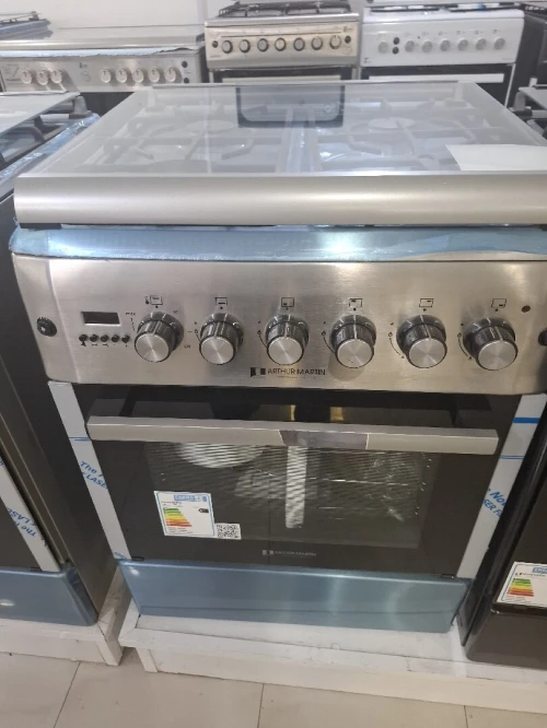 Cuisinière Arthur Martin Gaz  electrique  inox digital