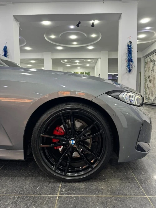 BMW Série 3 2025 M sport