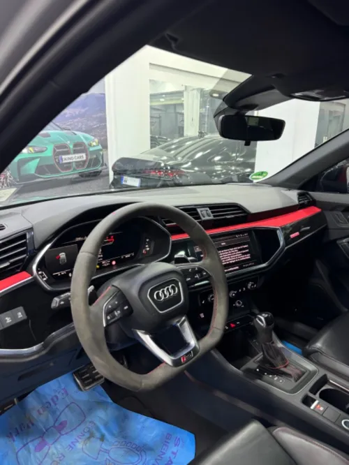 Audi RsQ3 2023 Q3