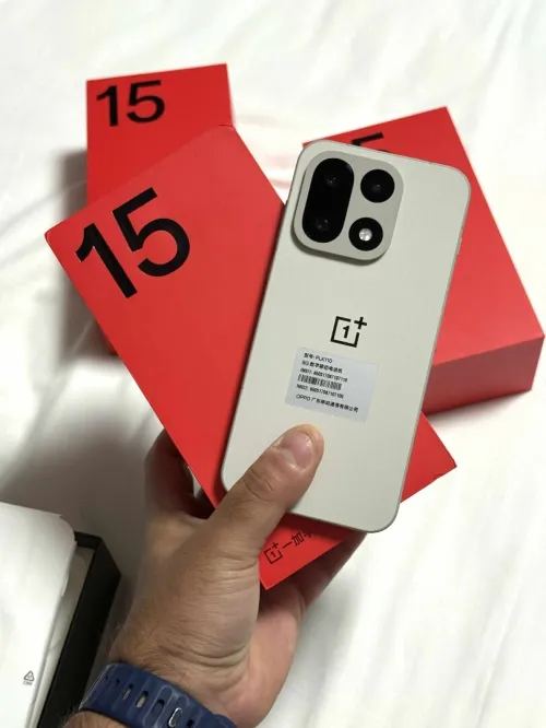 ONEPLUS 15 "