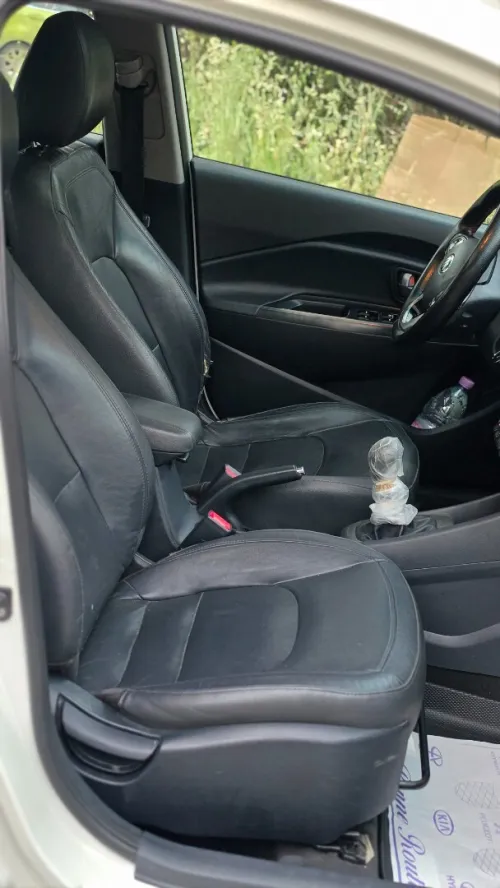Kia Rio 5 portes 2015 Funny Facelift 