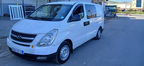 Hyundai H1 2012