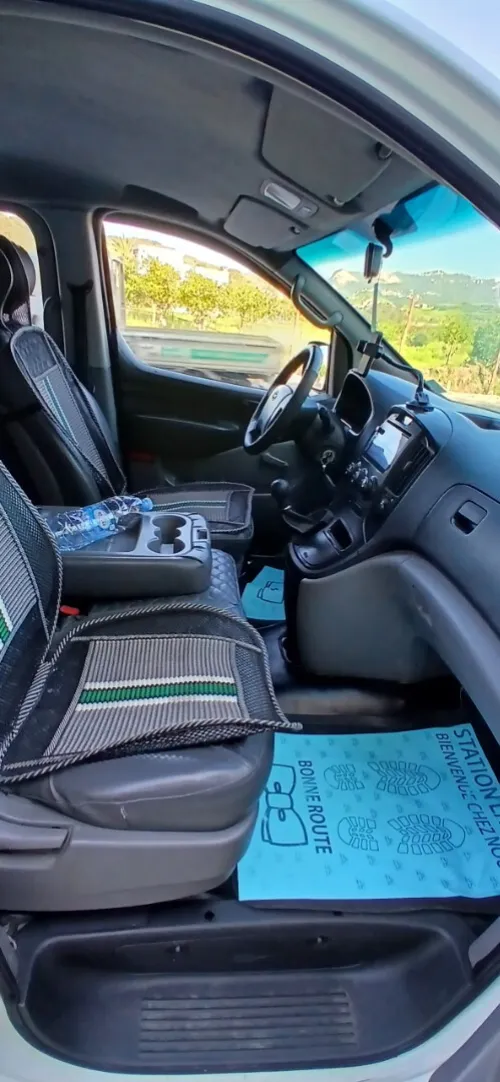 Hyundai H1 2012