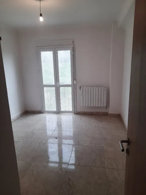 Location Appartement F4 Alger Souidania