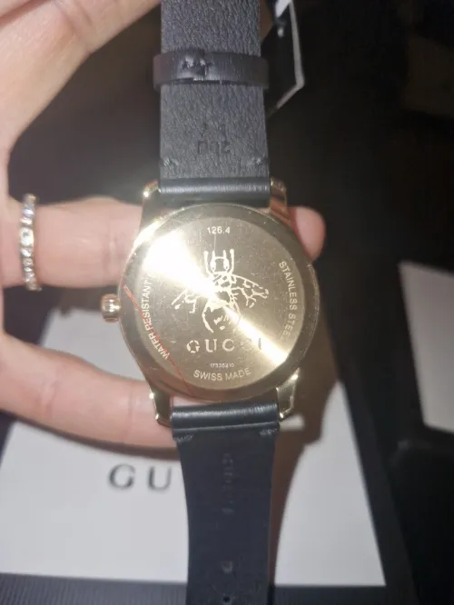 Montre gucci