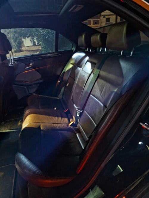 Mercedes Classe E 2012 AVANTGARDE Pack AMG