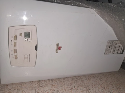 Chaudière saunier du val 25 kw neuve jamais utilisée
