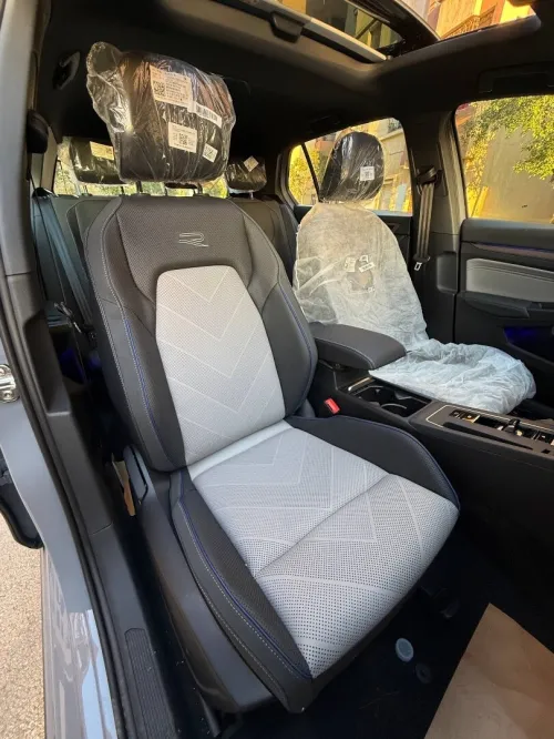Volkswagen Golf 8 2025 Full options edition black