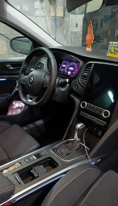 Renault Megane 4  2022 Itens