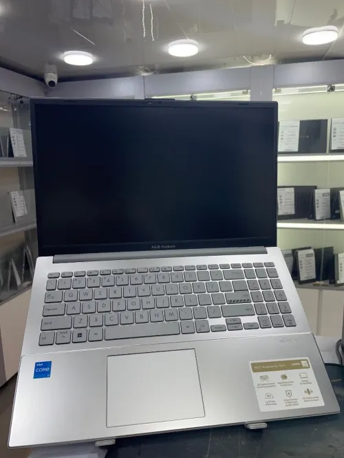 ASUS VIVOBOOK GO 15 /  I3 N305 13EME / 8GB / 256GB / 15.6 FHD