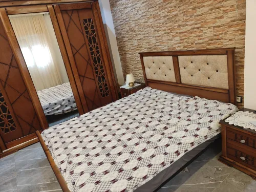 Chambre à cucher parental presque neuf en boi