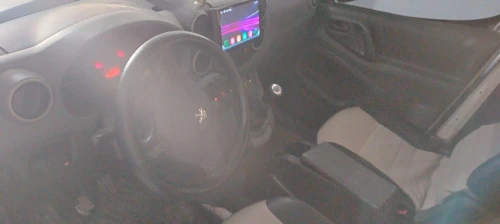 Peugeot B9 partenaire 2013