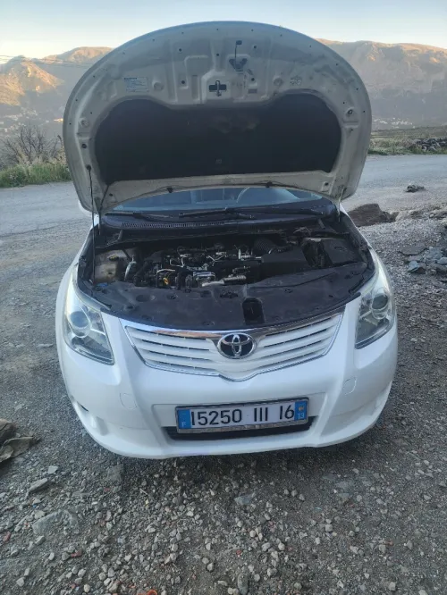 Toyota Avensis 2011 Premium