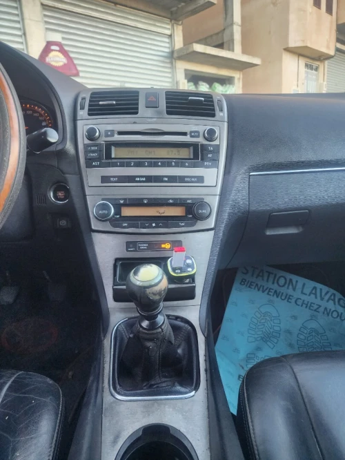 Toyota Avensis 2011 Premium