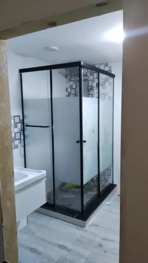 Cabine de douche 
