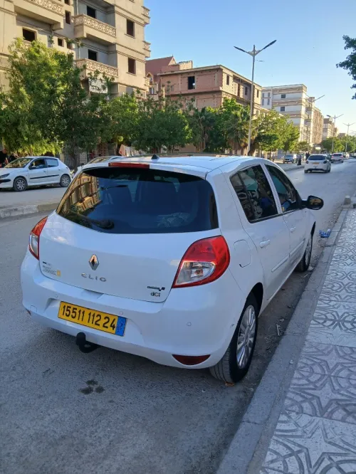 Renault Clio 3 2012 Night and Day