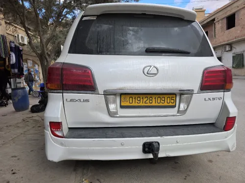 Lexus LX 2009 570