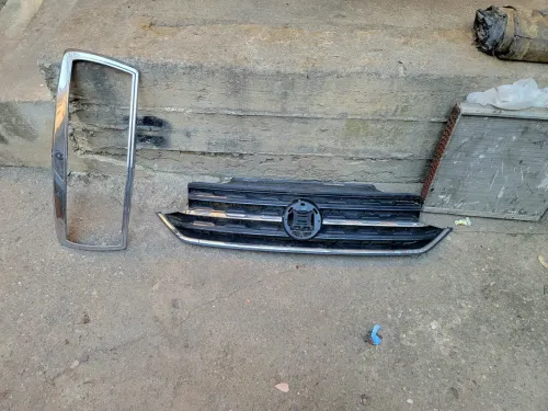 Pieces bmw volswagen mercedes 2cv 
