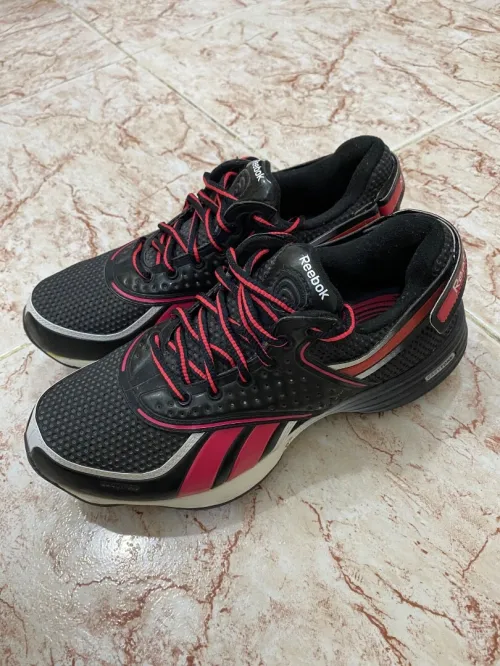 Basquette Reebok Easytone Pour Femme Pointure 40