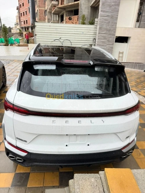Geely Coolray 2025 