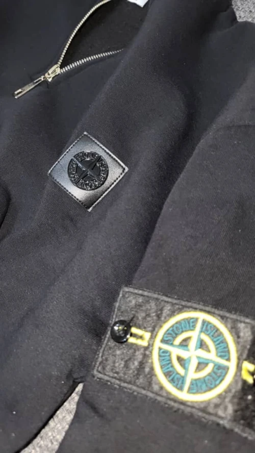 triko Stone island