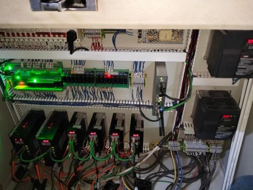 Ingénierie & Maintenance Industrielle  Solutions Connectées IOT & Automatisation