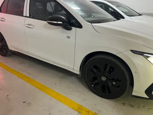 Volkswagen Golf 8 2025 R-Line