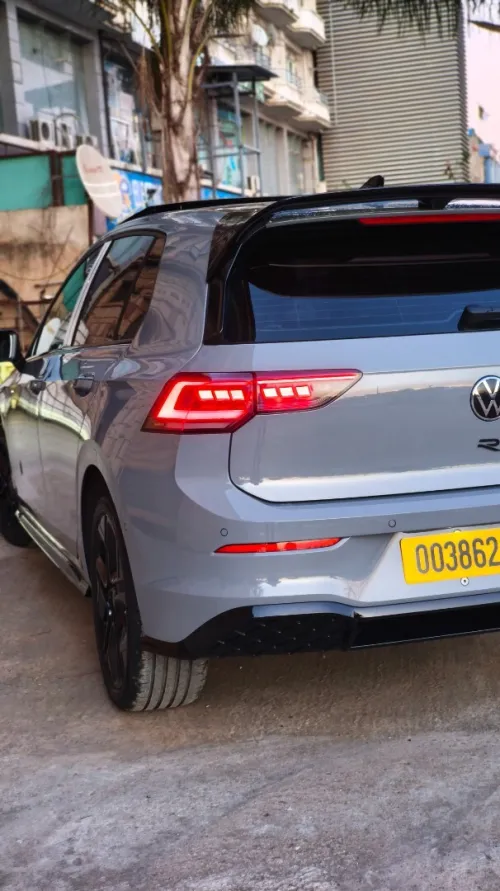Volkswagen Golf 8 2025 Pro R-line