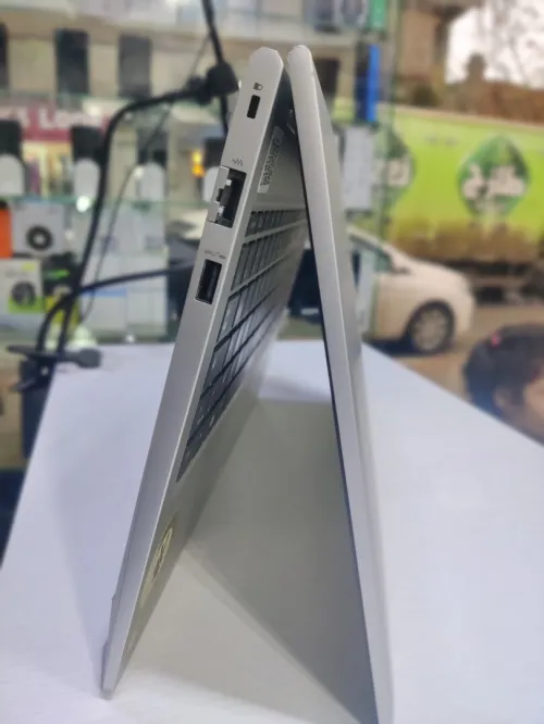 HP ProBook 450 i5 13th gen 1335U 16G 512 SSD 15.6" Full HD