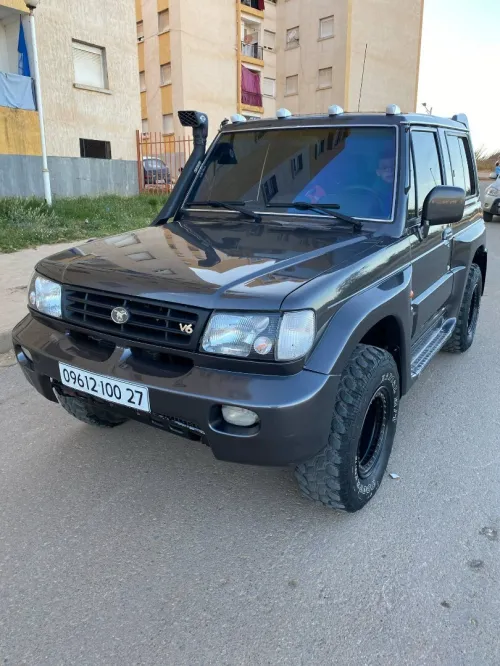 Mitsubishi Pajero Court 2000 