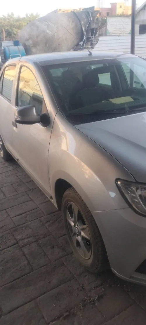Renault SYMBOLE 2023 