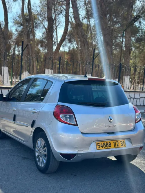 Renault Clio 3 2012 Night and Day