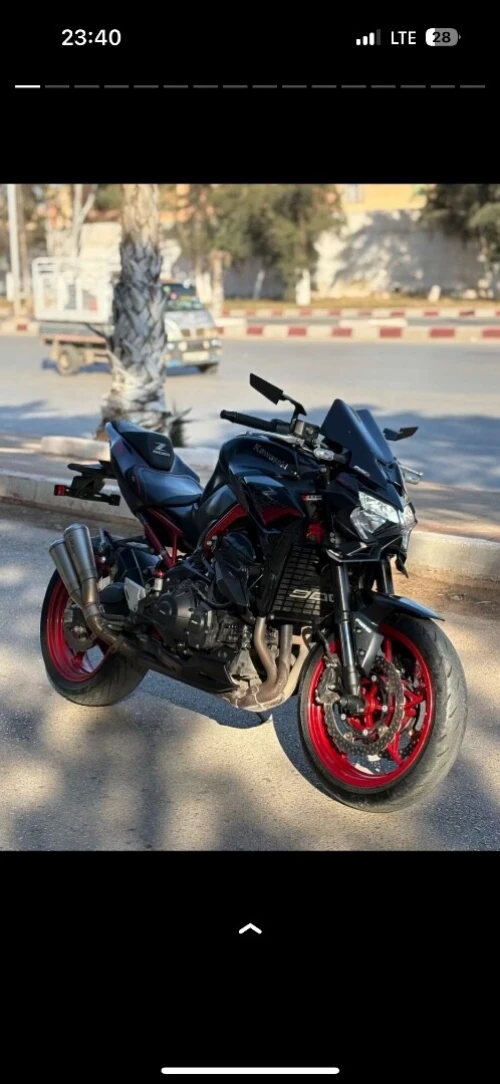 Kawazaki Z900 