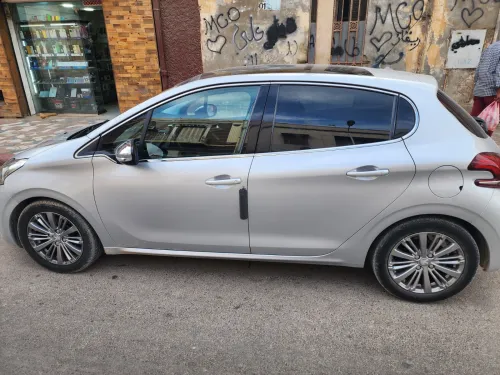 Peugeot 208 2018 Active Facelift