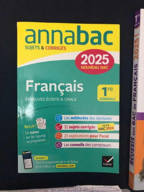 Livres scolaires et parascolaires programme français 