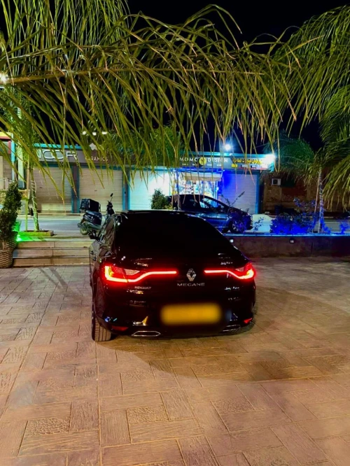 Renault Megane 4  2023 Itens