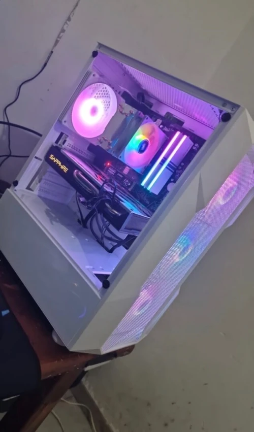 Pc gamer rayzen 7 5700G