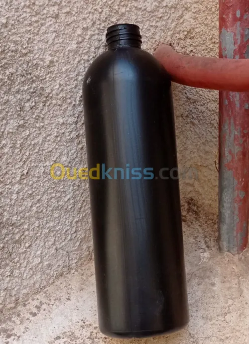  Bouteilles Détergents Pour Voitures قارورات مواد تنظيف السيارات للبيع  
