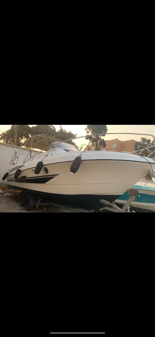 Beneteau 850