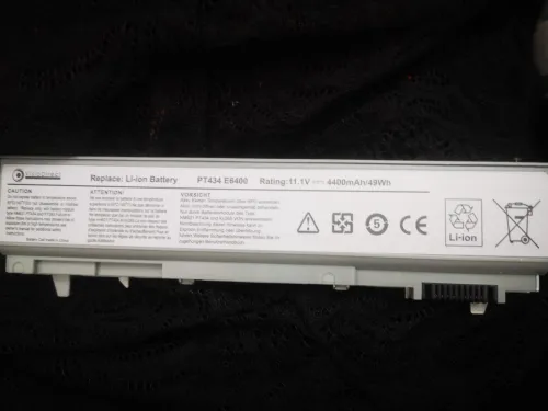 Batrie Dell E6400 / M4500