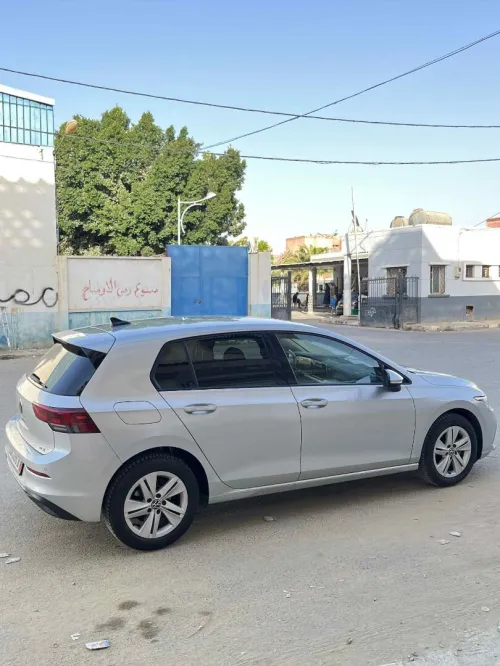 Volkswagen Golf 8 2023 Etsi