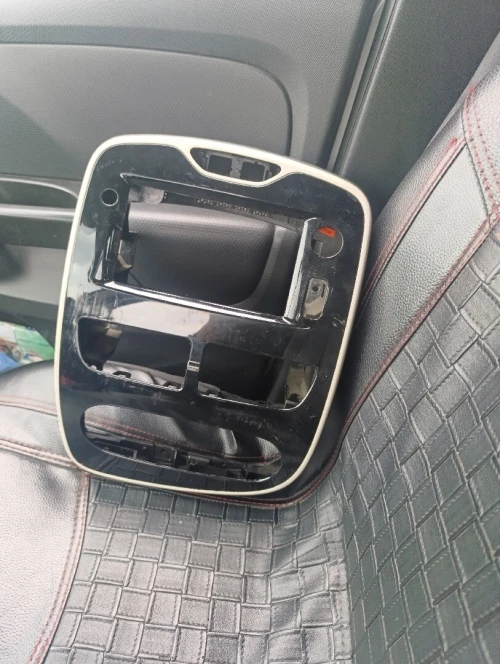 Cache écran clio4