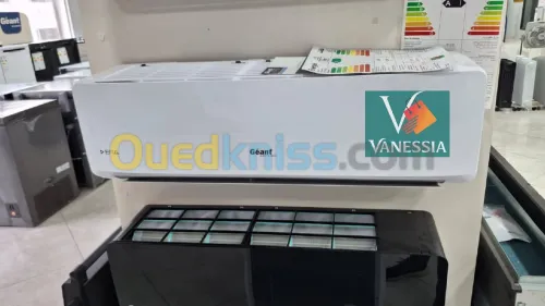 Soold climatiseur 12000btu la marque géant jdid jamais utilisé 