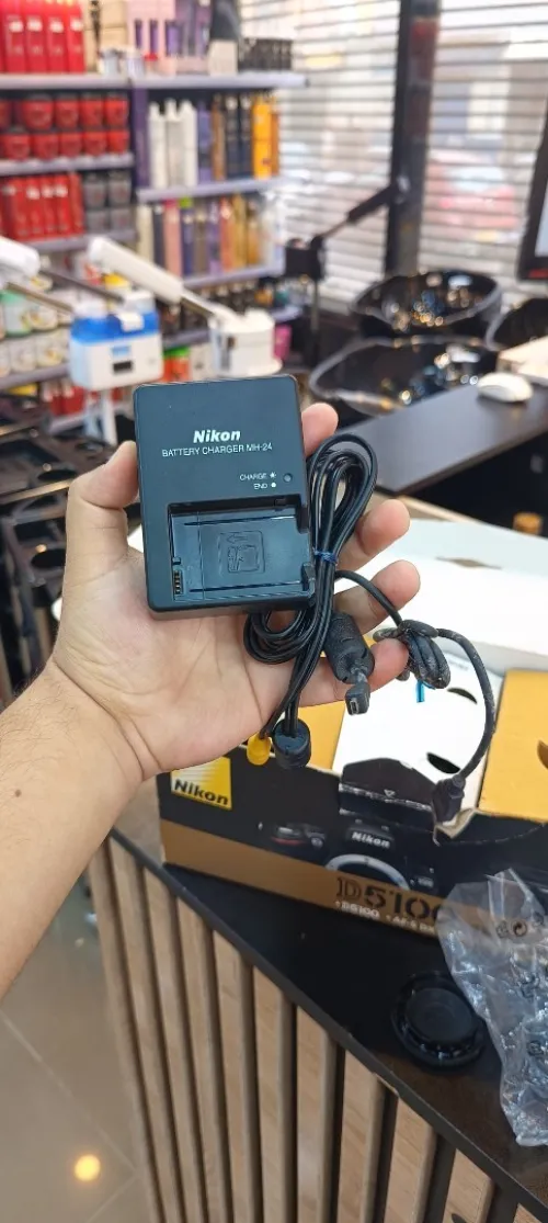 Nikon d5100