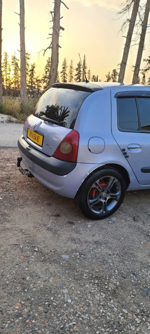 Raunlt Clio2 2004 Dabana