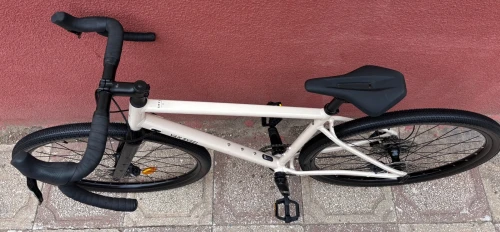 Magnifique vélo gravel de haute qualité de la grande marque Vanrysel // Taille : M // État : 9,5/10